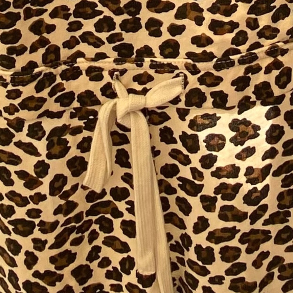 Z SUPPLY shirt overalls,  leopard print,  Women’s size medium,  pockets